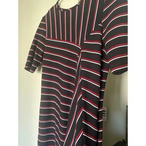 Gabby Skye Dress Size 4